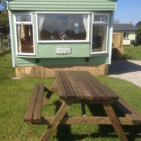 Luxury Mobile Home Near Perranporth Situated On A Quiet Farm Truro Eksteriør bilde